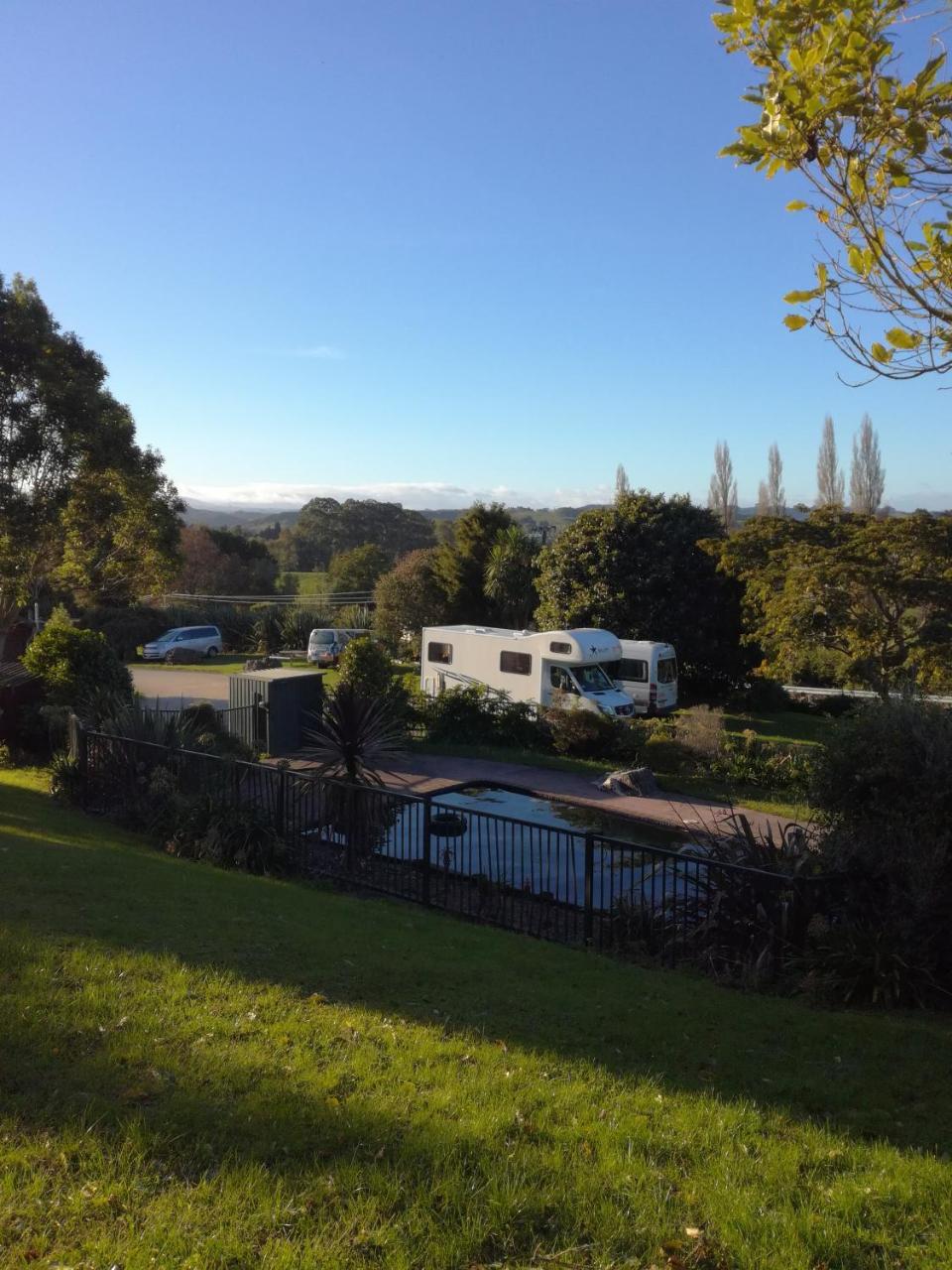 Junohall Backpackers Waitomo Caves Exterior photo