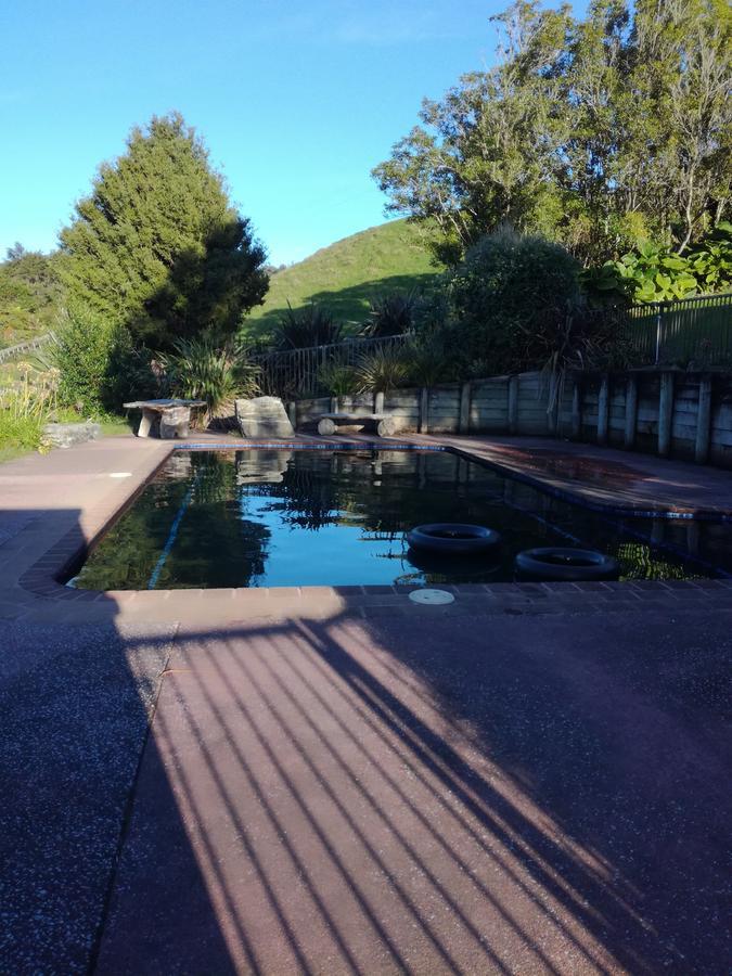 Junohall Backpackers Hostel Waitomo Caves Exterior photo