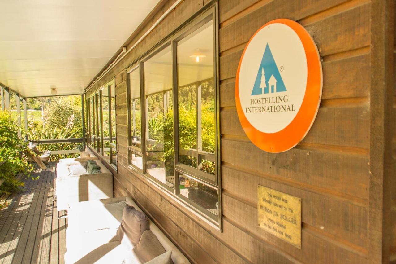 Junohall Backpackers Waitomo Caves Exterior photo